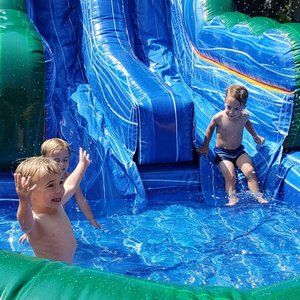 Meet your Posher, Carol